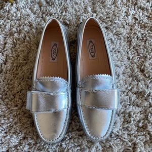 Tod’s Inspired Gommini Loafers -Size 37 1/2 (7 1/2)